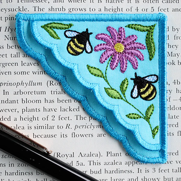Bee and Florals Corner Bookmark (In-the-Hoop) - Image 2