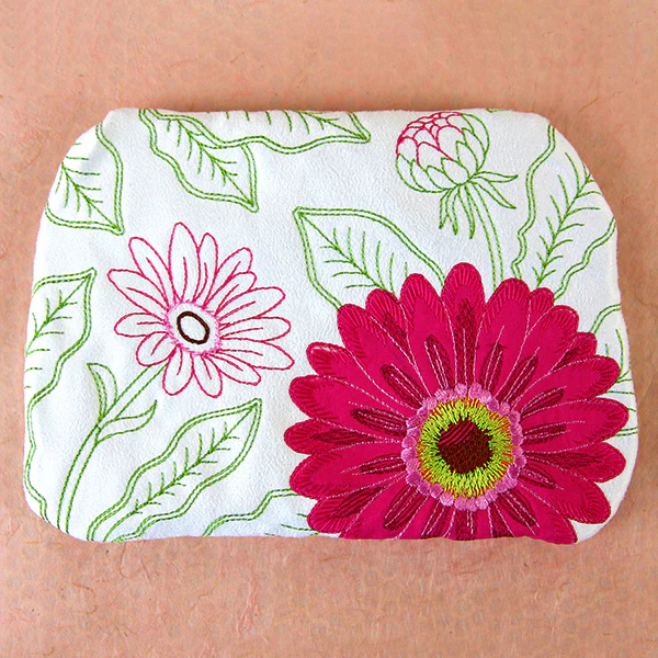 Blossoming Applique Zipper Pouch (In-the-Hoop) - Image 4