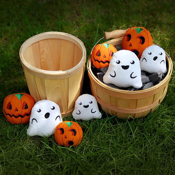 Boo to You Ghost Bucket Toss 2 (In-the-Hoop) - Image 6