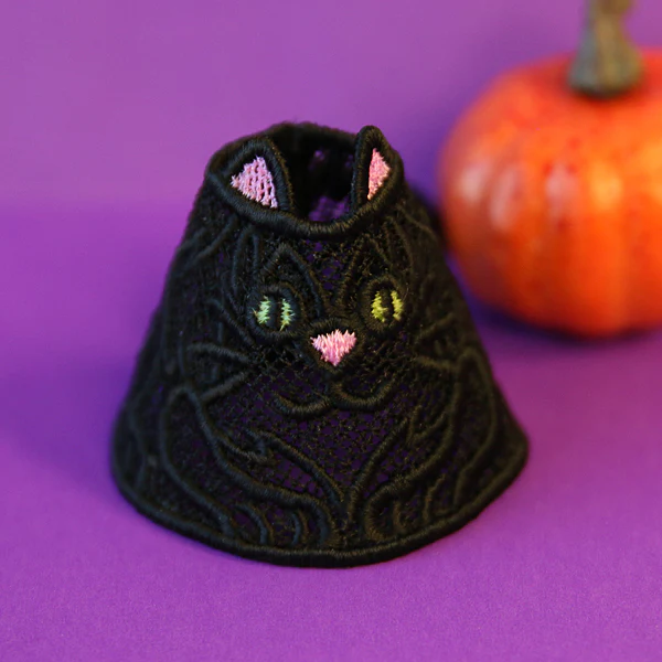 Cat in 3D (Lace) - Image 3