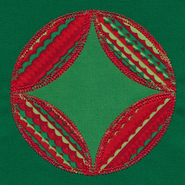 Cathedral Window Quilt Block (In-the-Hoop) - Image 5