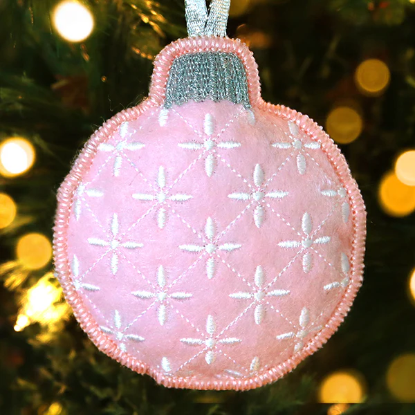 Cheerful Christmas Ornament (In-the-Hoop) - Image 2
