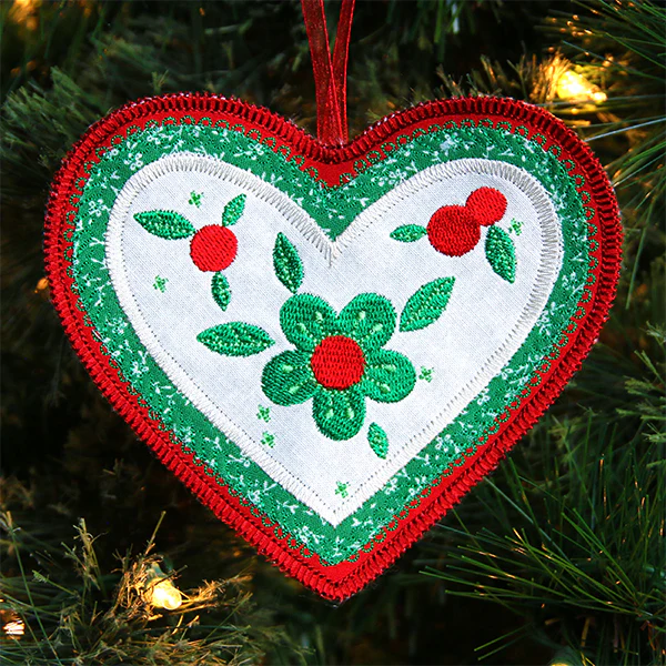 Christmas Charm Heart Ornament (In-the-Hoop)