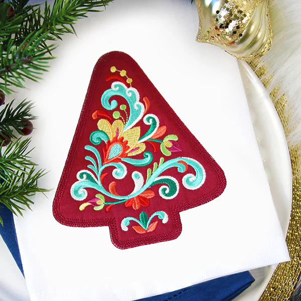 Christmas Rosemaling Tree (Heirloom Applique) - Image 2