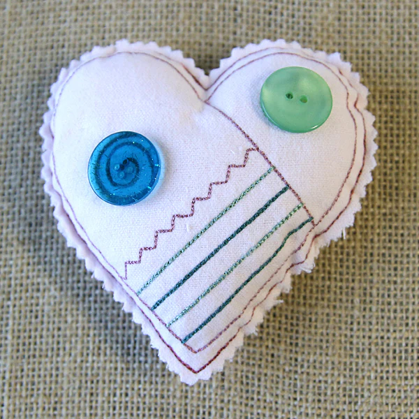 Christmas Stuffie - Heart (In-the-Hoop) - Image 5