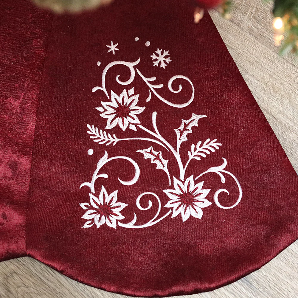 Christmas Tree Skirt - Poinsettia (Whitework)