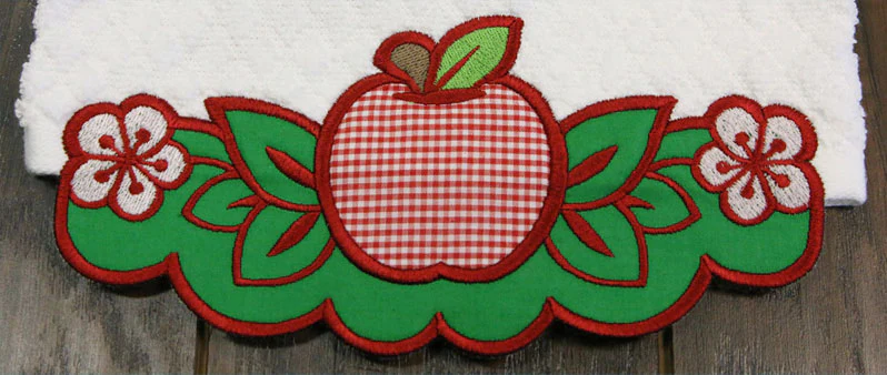 Country Apple Border (Edgy Applique)