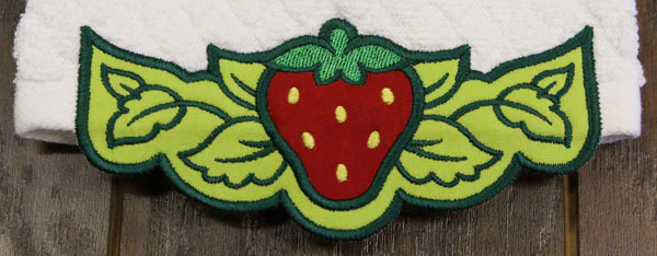 Country Strawberry Border (Edgy Applique) - Image 2