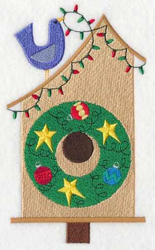 Cozy Christmas Birdhouse with Wreath - Image 2