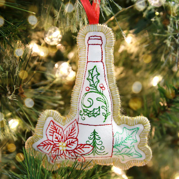 Crafty Christmas Wine Bottle (In-the-Hoop) - Image 3