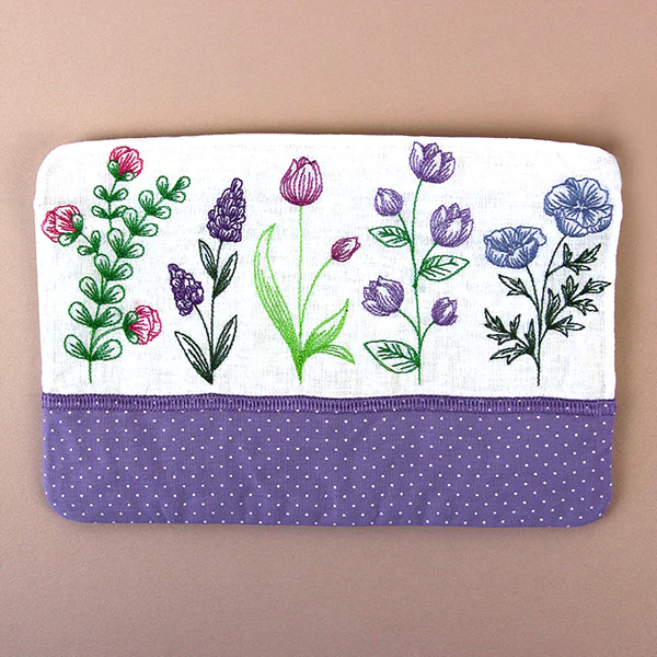 Dainty Wildflower Lined Zipper Pouch (In-the-Hoop) - Image 12