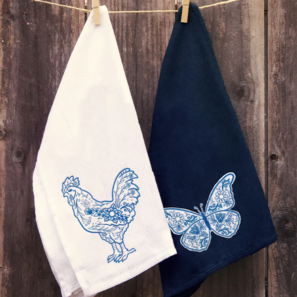 Delft Blue Doodle Butterfly - Image 4