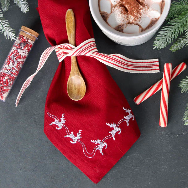 Delicate Christmas Corners - Reindeer - Image 8