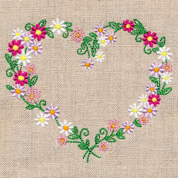 Delicate Daisies Heart Wreath - Image 4