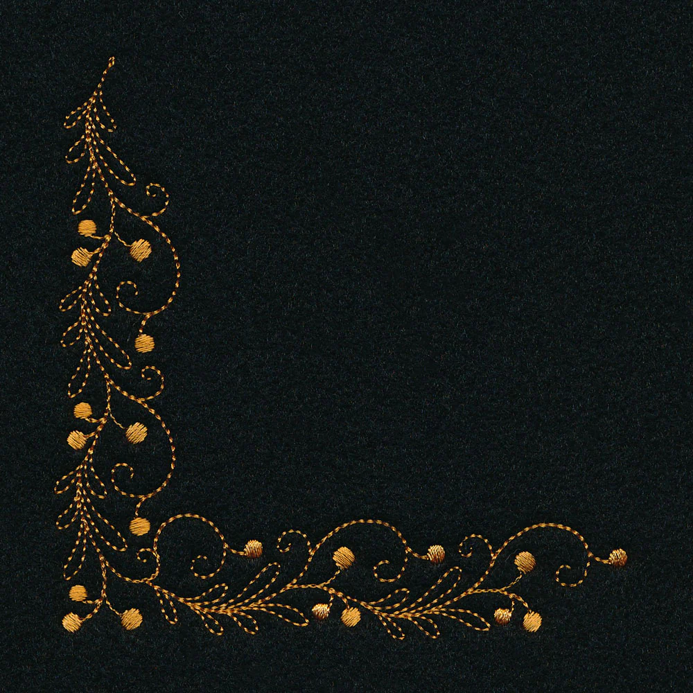 Delicate Holiday Corner - Berries - Image 2