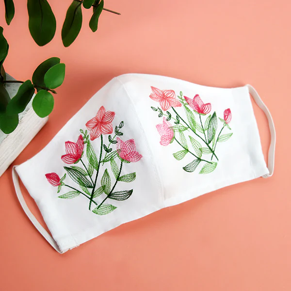 Delicate Wildflowers Mask Motif - Image 2