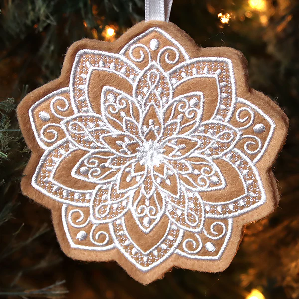 Deluxe Gingerbread Cookie - Poinsettia (In-the-Hoop) - Image 3