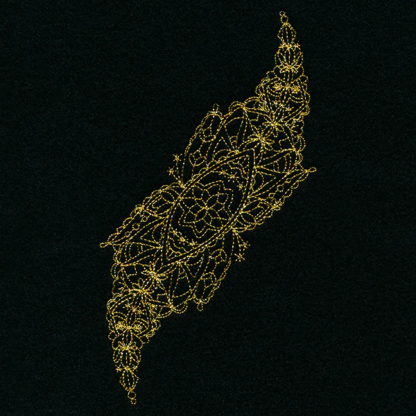 Elegant Mehndi Curve - Image 2