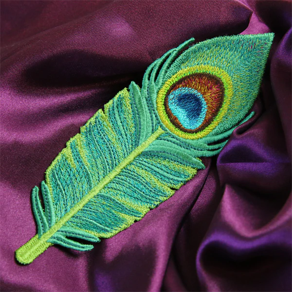 Exquisite Peacock Feather (In-the-Hoop) - Image 3