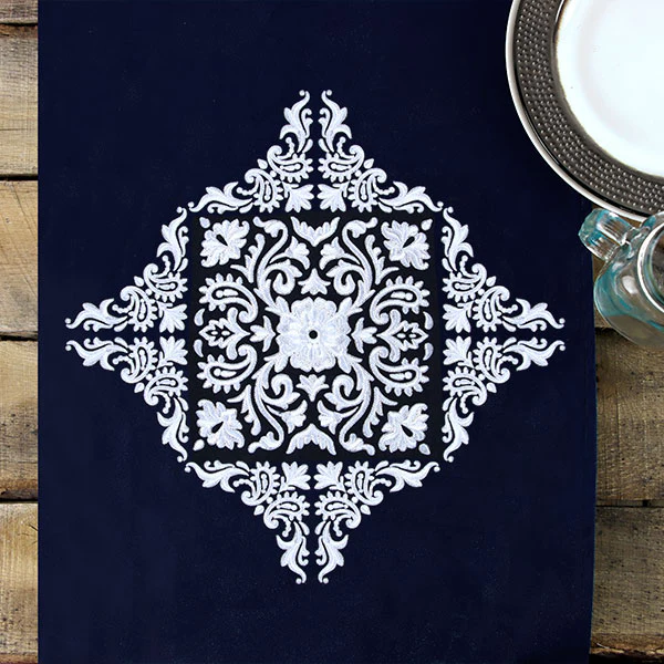 Exquisite Western Paisley Corner (Whitework) - Image 2