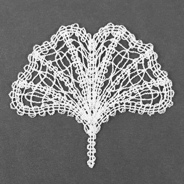 Falling Ginkgo Leaf (Battenburg Lace) - Image 3