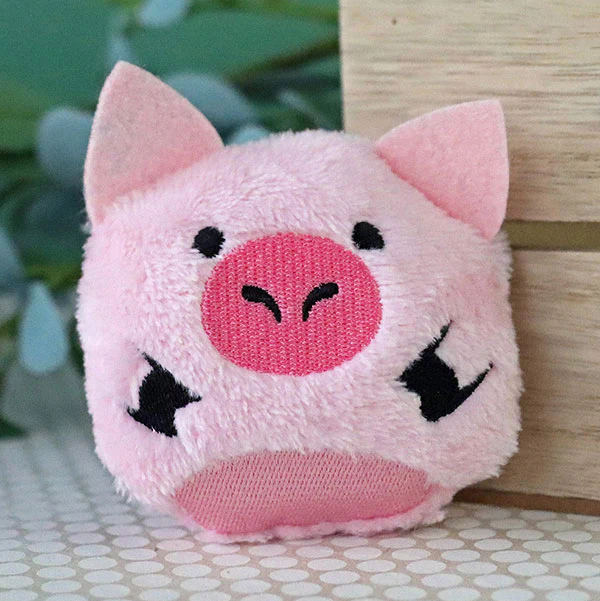 Fluffy Pig Barnyard Buddy (In-the-Hoop) - Image 4