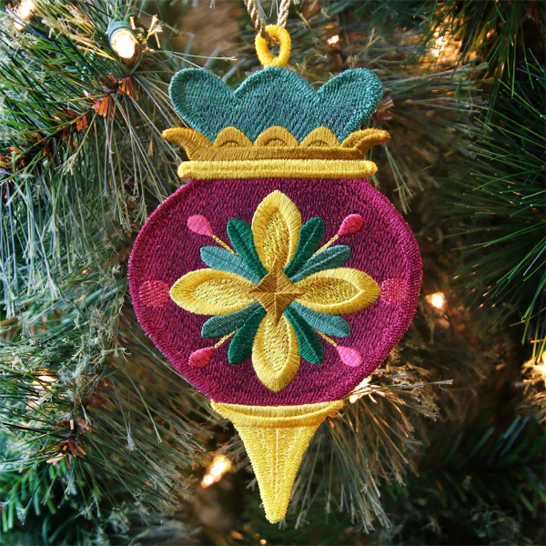 Folk Christmas Ornament (In-the-Hoop) - Image 3