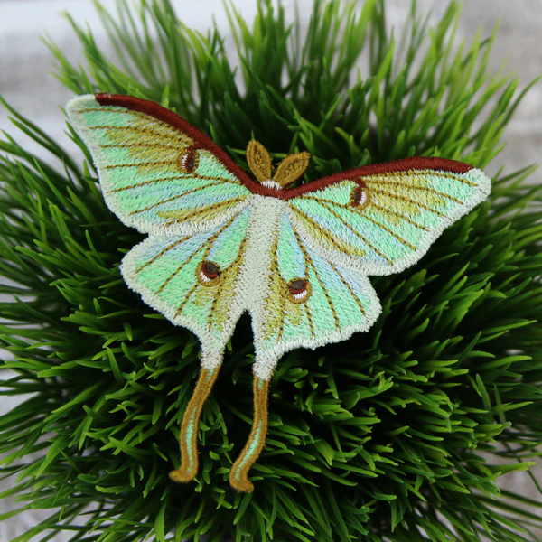 Free-Flying Luna Moth (In-the-Hoop) - Image 5