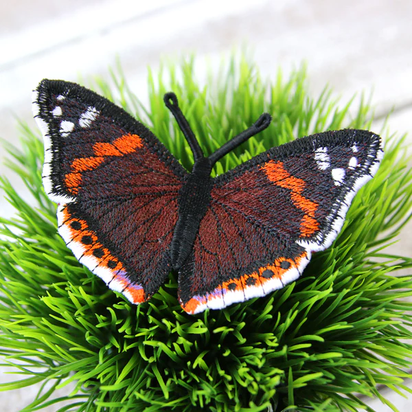 Free-Flying Red Admiral (In-the-Hoop) - Image 7