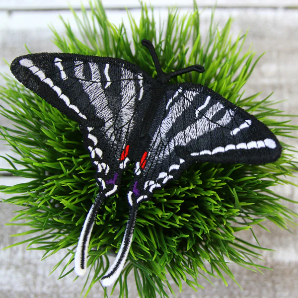 Free-Flying Zebra Swallowtail (In-the-Hoop) - Image 7