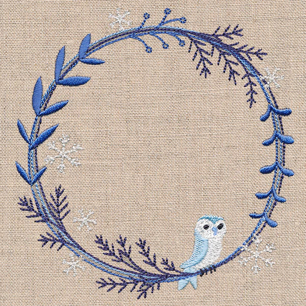 Frosted Owl Winter Wreath - Image 4