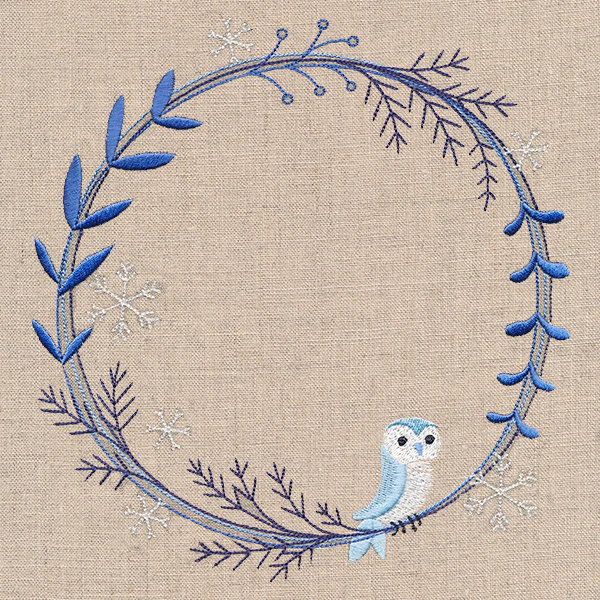 Frosted Owl Winter Wreath - Image 6