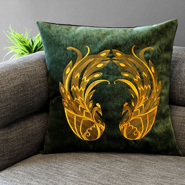 Gilded & Elegant Baroque Peacock - Image 17