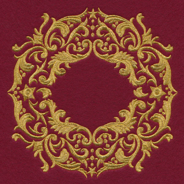 Glittering Gold Wreath - Image 2