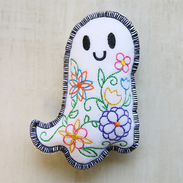 Heirloom Ghost Stuffie (In-the-Hoop) - Image 3
