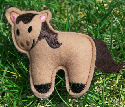 Horse Barnyard Stuffie (In-the-Hoop) - Image 2