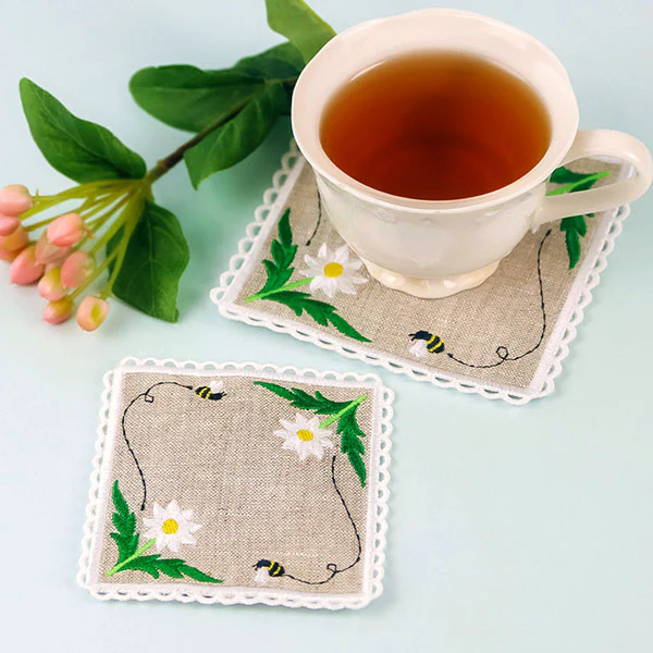 Lace Edge Bee and Daisy Coaster (In-the-Hoop) - Image 9