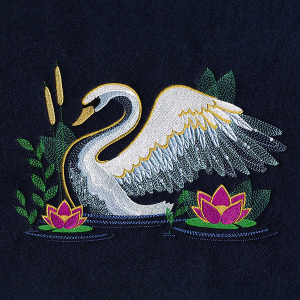 Midsummer Magic Swan - Image 4