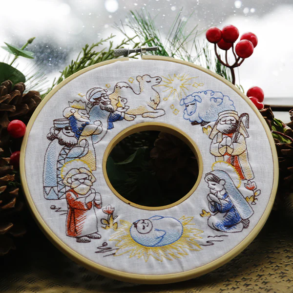 Nativity Wreath - Image 4