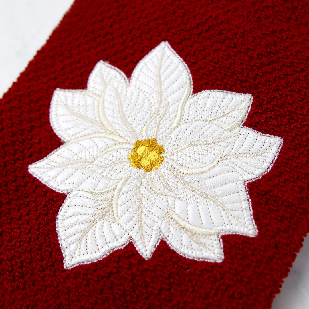 Peaceful Poinsettia (Heirloom Applique) - Image 3