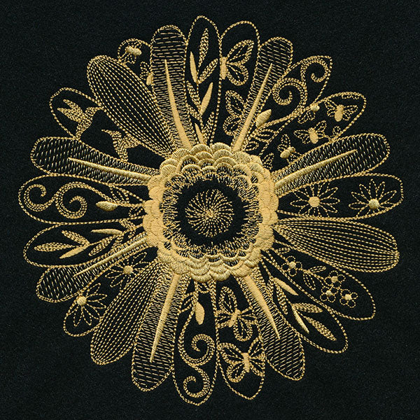 Petals and Texture Daisy - Image 2