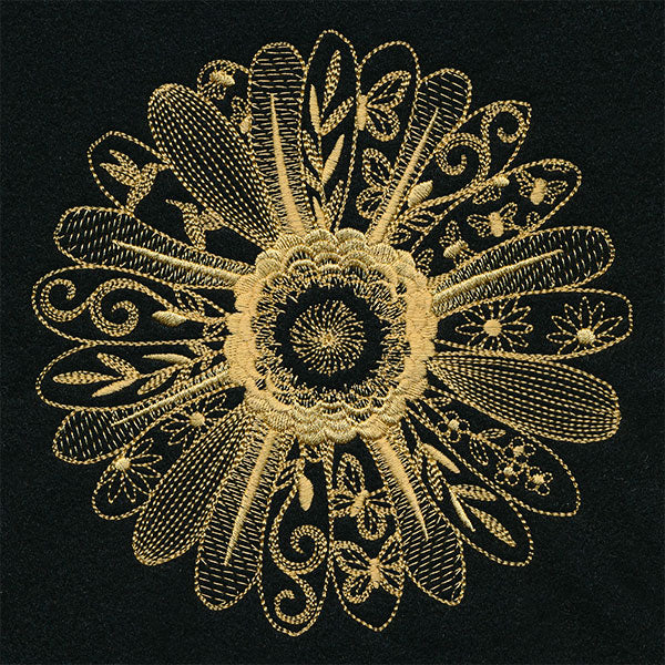 Petals and Texture Daisy - Image 3