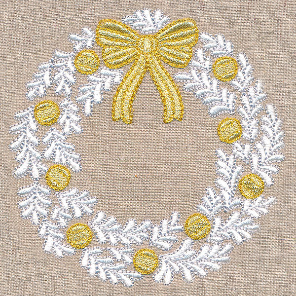 Shimmering Christmas Wreath - Image 9