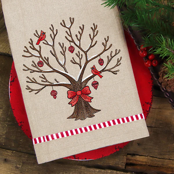 Simply Festive Christmas Tree - Image 8
