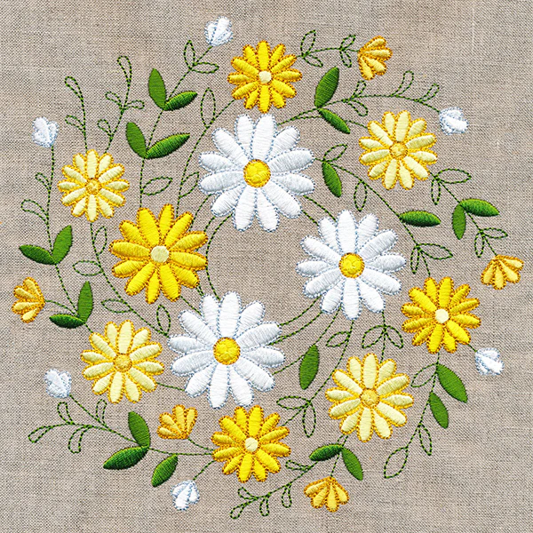 Summer Blossoms Wreath - Image 9
