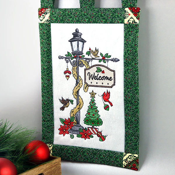 Welcome Christmas Lamppost - Image 6