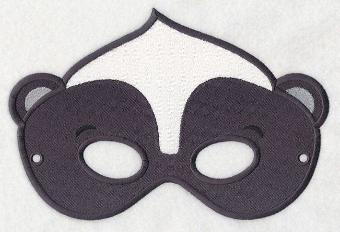 Woodland Skunk Mask - Large - Image 4