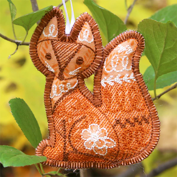 Woodland Wildlife Ornament - Fox (In-the-Hoop) - Image 2