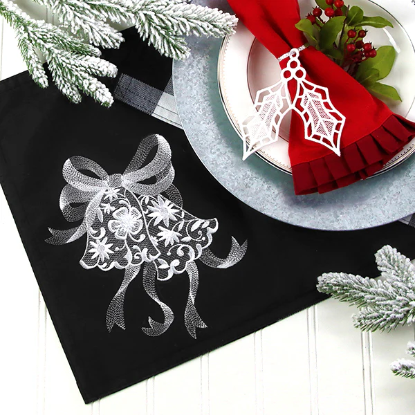 Yuletide Treasures - Holly (Lace) - Image 9